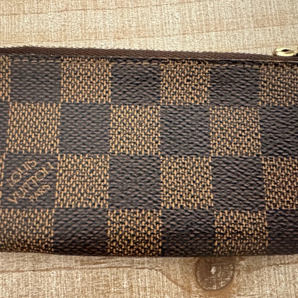 Louis Vuitton Handbags - Louis Vuitton Brown Checkered Wallet